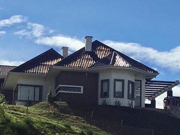 HERMOSA CASA EN VENTA, SECTOR CHALLUBAMBA