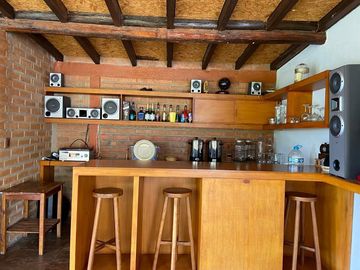HERMOSA CASA EN VENTA, SECTOR RIO AMARILLO