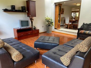 HERMOSA CASA EN VENTA, SECTOR RIO AMARILLO