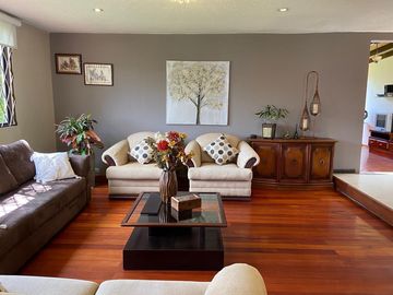 HERMOSA CASA EN VENTA, SECTOR RIO AMARILLO