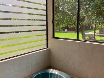 HERMOSA CASA EN VENTA, SECTOR RIO AMARILLO