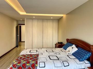 HERMOSO PENTHOUSE EN VENTA, SECTOR ORDOÑEZ LASSO