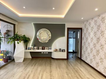 HERMOSO PENTHOUSE EN VENTA, SECTOR ORDOÑEZ LASSO