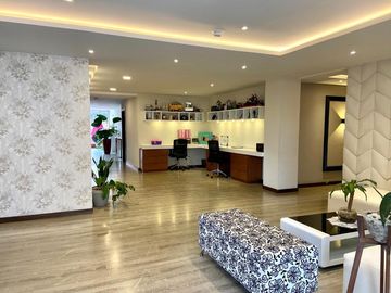 HERMOSO PENTHOUSE EN VENTA, SECTOR ORDOÑEZ LASSO