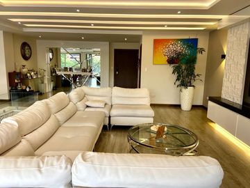 HERMOSO PENTHOUSE EN VENTA, SECTOR ORDOÑEZ LASSO