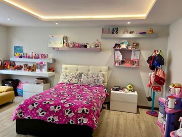 HERMOSO PENTHOUSE EN VENTA, SECTOR ORDOÑEZ LASSO