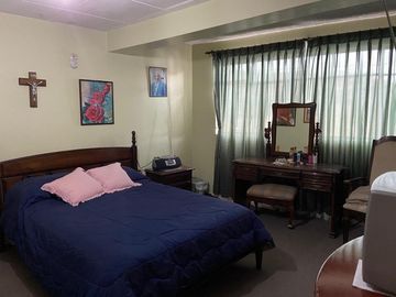 HERMOSA CASA EN VENTA, SECTOR GONZALES SUAREZ