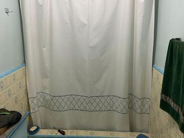 HERMOSA CASA EN VENTA, SECTOR GONZALES SUAREZ
