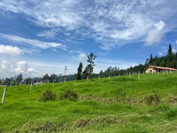 HERMOSO TERRENO EN SAN JOAQUIN