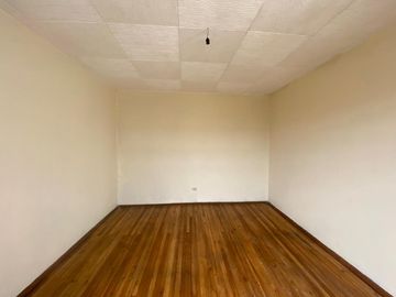 HERMOSA CASA COMERCIAL EN VENTA, SECTOR CENTRO HISTORICO
