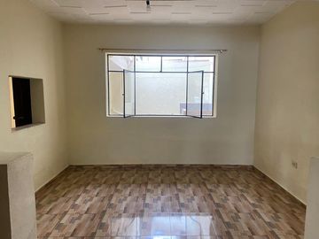 HERMOSA CASA COMERCIAL EN VENTA, SECTOR CENTRO HISTORICO