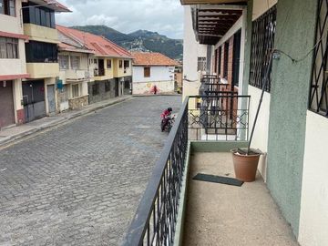 HERMOSA CASA COMERCIAL EN VENTA, SECTOR CENTRO HISTORICO