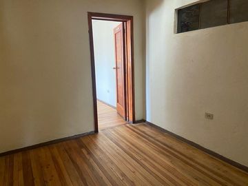HERMOSA CASA COMERCIAL EN VENTA, SECTOR CENTRO HISTORICO
