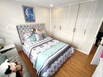 CASA AV. 12 DE OCTUBRE E ISABEL LA CATOLICA