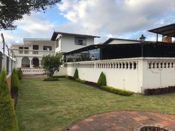 HERMOSA CASA EN VENTA, QUINTA OLIVO ALTO