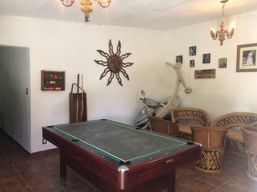 TEQUISQUIAPAN, HERMOSA CASA EN VENTA