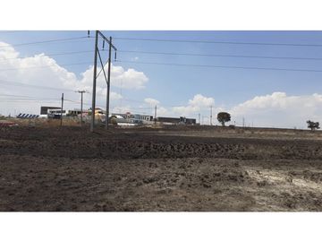 Hectárea y media  excelente ubicación    y precio