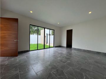 Venta casa de un piso Cholul Mérida