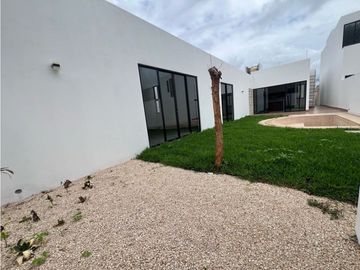 Venta casa de un piso Cholul Mérida
