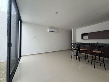 Renta Venta casa tipo Town House Temozon Norte Mérida