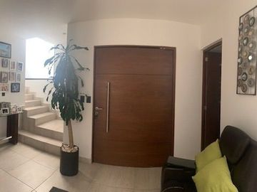 CASA EN VENTA EN CONDESA JURIQUILLA CONDESA