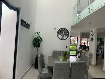 CASA EN VENTA EN CONDESA JURIQUILLA CONDESA