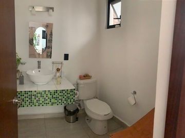 CASA EN VENTA EN CONDESA JURIQUILLA CONDESA