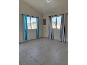 ALQUILER CON OPCION A COMPRA DE CASA EN PH ALAMOS - CHORRERA (GN)