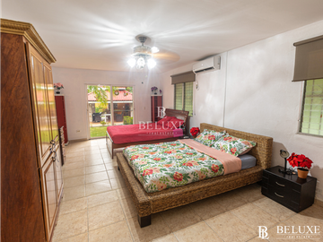 VENDO ALQUILO CASA CON PISCINA EN LAS UVAS- SAN CARLOS  (2)