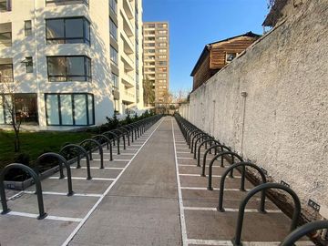 Departamento en Venta en SECTOR GÓMEZ MILLAS / Est. y Bodega