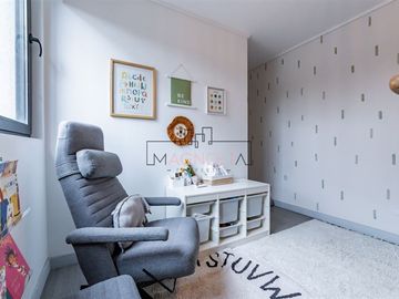 Casa en Venta en Entre Av. Las Condes y Paul Harris