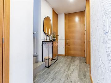 Casa en Venta en Entre Av. Las Condes y Paul Harris