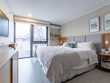 Casa en Venta en Entre Av. Las Condes y Paul Harris