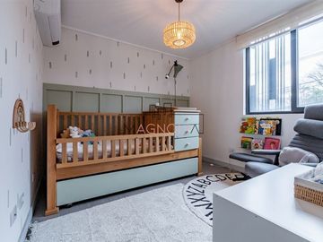 Casa en Venta en Entre Av. Las Condes y Paul Harris
