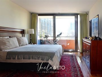 Departamento en Venta en G. ECHEÑIQUE / EL GOLF / METRO ALCANTARA / 2 ESTACIONAMIENTOS