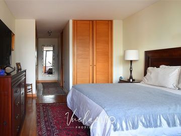 Departamento en Venta en G. ECHEÑIQUE / EL GOLF / METRO ALCANTARA / 2 ESTACIONAMIENTOS