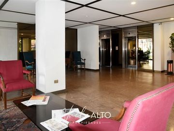 Departamento en Venta en G. ECHEÑIQUE / EL GOLF / METRO ALCANTARA / 2 ESTACIONAMIENTOS