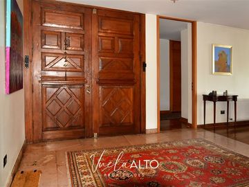 Departamento en Venta en G. ECHEÑIQUE / EL GOLF / METRO ALCANTARA / 2 ESTACIONAMIENTOS
