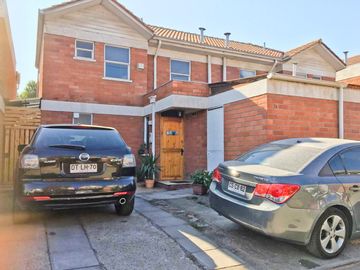 Venta casa cerrillos en condominio areas verdes