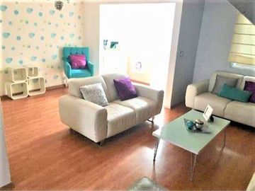Venta Casa Fracc. Bosques de Cantabria, Toluca.