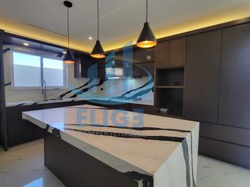 Casa con Recamara en planta baja