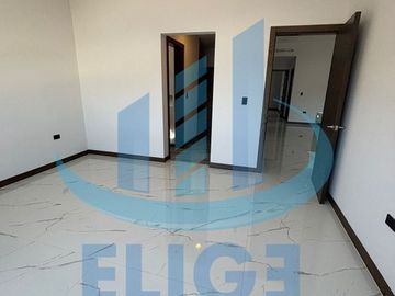 Casa con Recamara en planta baja