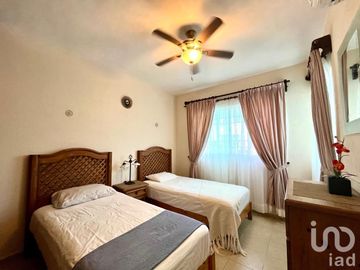 PLAYA DEL CARMEN SOLIDARIDAD,VENTA CASA, FUNCIONAL, EXCELENTE ESTADO DE CONSERVACION