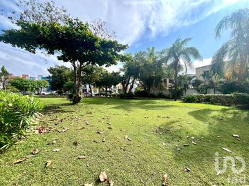 PLAYA DEL CARMEN SOLIDARIDAD,VENTA CASA, FUNCIONAL, EXCELENTE ESTADO DE CONSERVACION