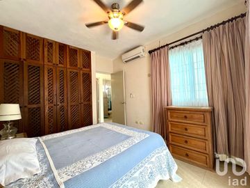 PLAYA DEL CARMEN SOLIDARIDAD,VENTA CASA, FUNCIONAL, EXCELENTE ESTADO DE CONSERVACION