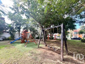 PLAYA DEL CARMEN SOLIDARIDAD,VENTA CASA, FUNCIONAL, EXCELENTE ESTADO DE CONSERVACION