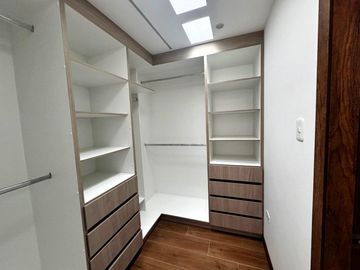 Vendo casa de 3 dorm por estrenar en Tumbaco