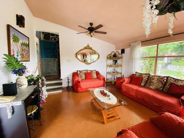 Casa Sola en Lomas de Cortes, Cuernavaca, Morelos CAEN-1051-Cs
