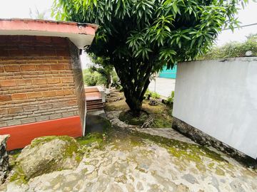 Casa Sola en Lomas de Cortes, Cuernavaca, Morelos CAEN-1051-Cs