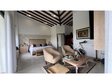Casa Campestre en Parcelación Sector Aeropuerto